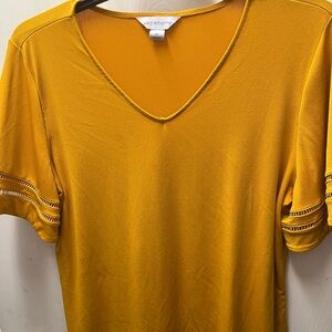 Liz Claiborne work top XL mustard.